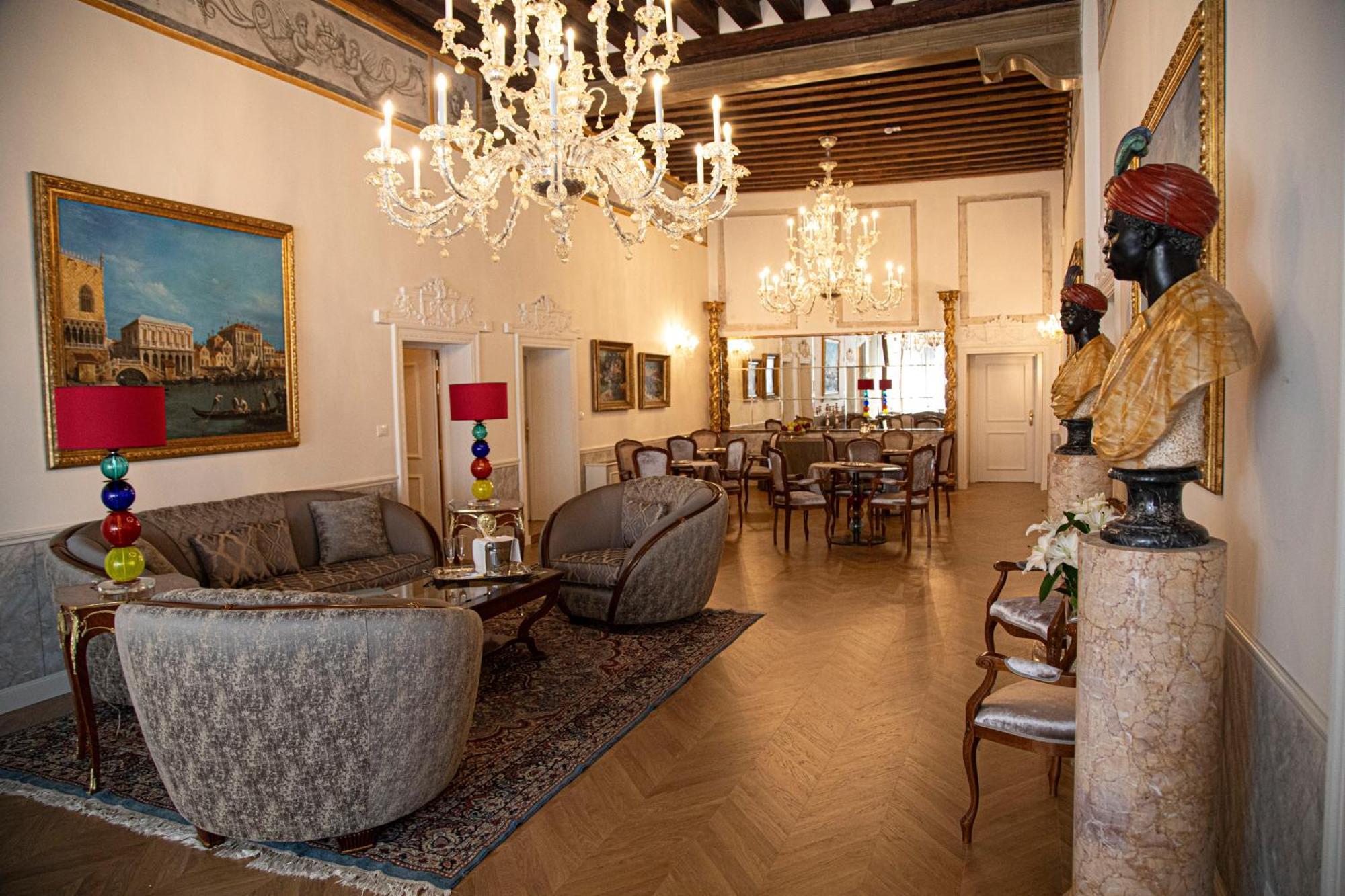 Palazzo Dei Mori 3* Venezia